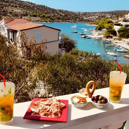 Villa Masline Sevid